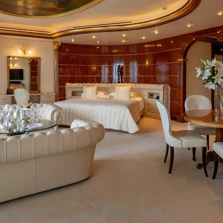 Mulino Luxury Boutique